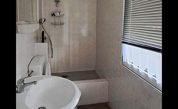 85a265b8-0059-4500-bfd8-a78893ae7c7d