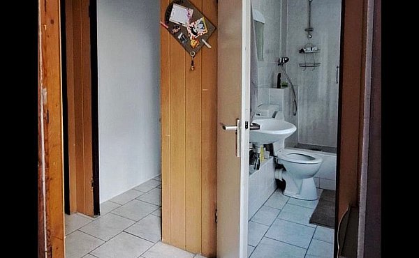 f1f3f1b6-0b63-4c23-8397-1fe9c22eea63